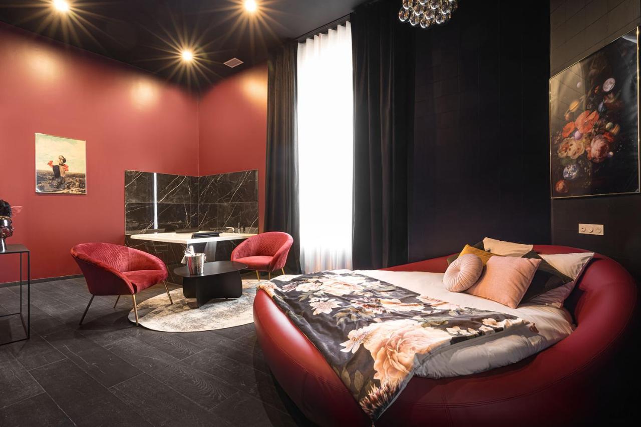 Legend Majestic Superbe Love Room - Jacuzzi - Champagne - Romantisme - Parking Prive Gratuit Mâcon Εξωτερικό φωτογραφία